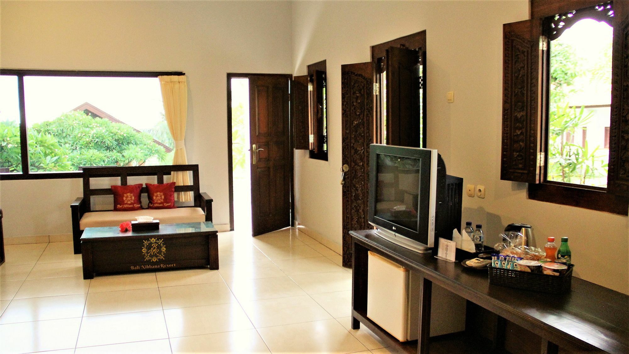 Bali Nibbana Resort Уме-Аньяр Экстерьер фото